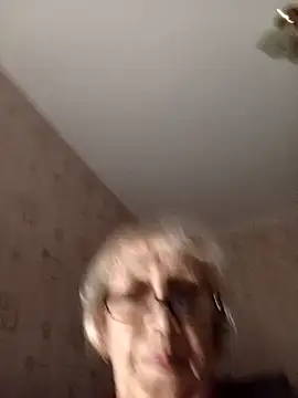 Snapshot of Anatolia5961 chatting on 11/04/25, 04:06 Anatolia5961 online show from 11/04/25, 04:06