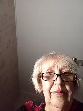 Snapshot of Anatolia5961 chatting on 11/19/25, 11:38 Anatolia5961 online show from 11/19/25, 11:38