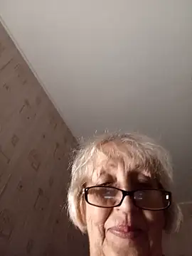 Snapshot of Anatolia5961 chatting on 11/25/25, 06:08 Anatolia5961 online show from 11/25/25, 06:08