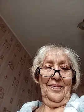 Snapshot of Anatolia5961 chatting on 11/28/25, 08:50 Anatolia5961 online show from 11/28/25, 08:50