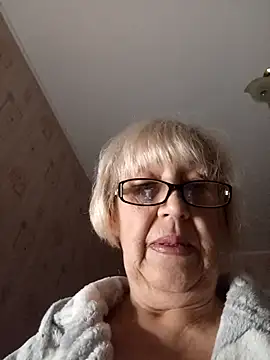 Snapshot of Anatolia5961 chatting on 12/02/25, 01:55 Anatolia5961 online show from 12/02/25, 01:55