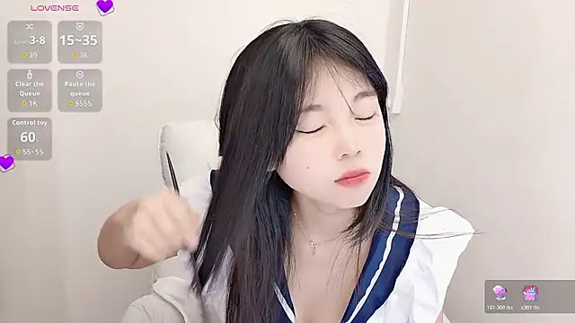 Snapshot of 9aunatiis chatting on 10/29/25, 05:58 9aunatiis online show from 10/29/25, 05:58