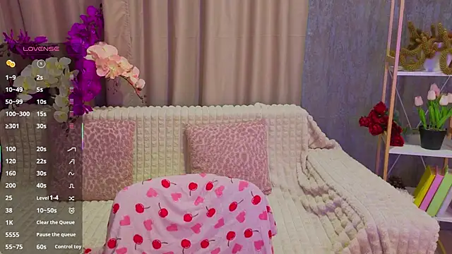 Snapshot of Luisa_Rosee chatting on 05/28/26, 05:54 Luisa Rosee online show from 05/28/26, 05:54
