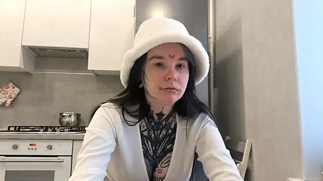 Snapshot of HighelikeGirl chatting on 02/19/26, 06:20 HighelikeGirl online show from 02/19/26, 06:20