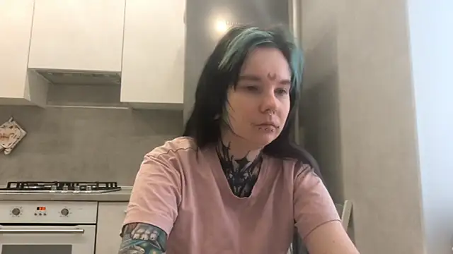 Snapshot of HighelikeGirl chatting on 02/26/26, 04:22 HighelikeGirl online show from 02/26/26, 04:22