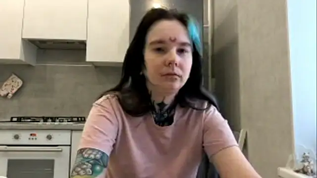 Snapshot of HighelikeGirl chatting on 03/09/26, 06:28 HighelikeGirl online show from 03/09/26, 06:28