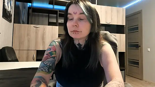 Snapshot of HighelikeGirl chatting on 03/25/26, 03:07 HighelikeGirl online show from 03/25/26, 03:07