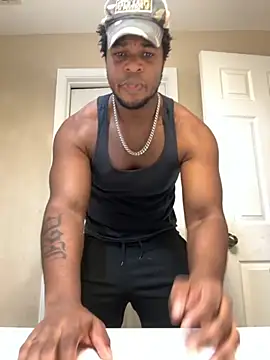 Snapshot of KeYBuMp323 chatting on 10/23/25, 02:38 KeYBuMp323 online show from 10/23/25, 02:38