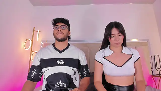 Snapshot of MikeandLucy chatting on 10/25/25, 12:13 MikeandLucy online show from 10/25/25, 12:13