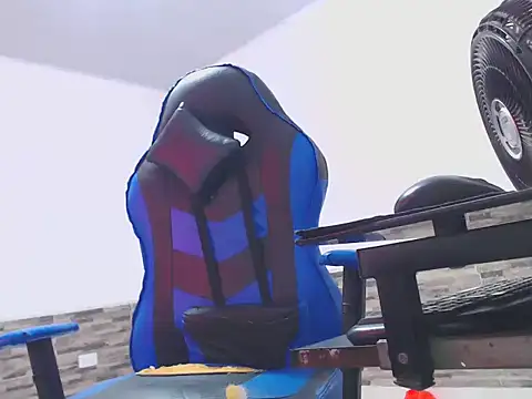 Snapshot of mister_cum1999 chatting on 03/13/26, 05:08 mister cum1999 online show from 03/13/26, 05:08