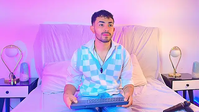 Snapshot of JuanchoAfpa chatting on 09/24/25, 12:08 JuanchoAfpa online show from 09/24/25, 12:08