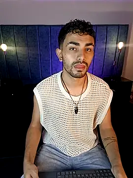 Snapshot of JuanchoAfpa chatting on 10/08/25, 02:31 JuanchoAfpa online show from 10/08/25, 02:31