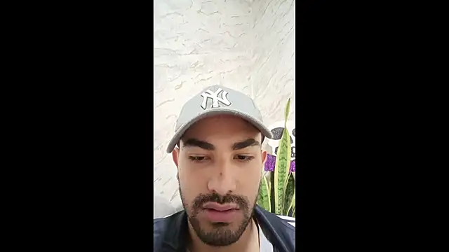 Snapshot of JuanchoAfpa chatting on 10/24/25, 03:25 JuanchoAfpa online show from 10/24/25, 03:25