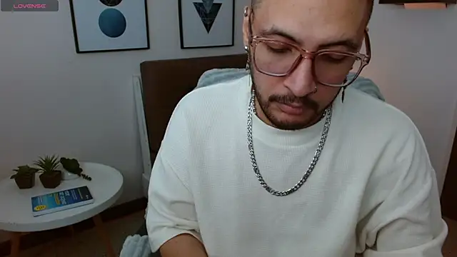   Damian    online show from 09/12/25, 12:44