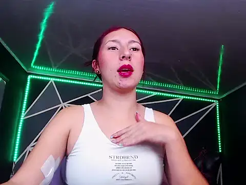 kattypurple online show from 10/30/25, 01:23