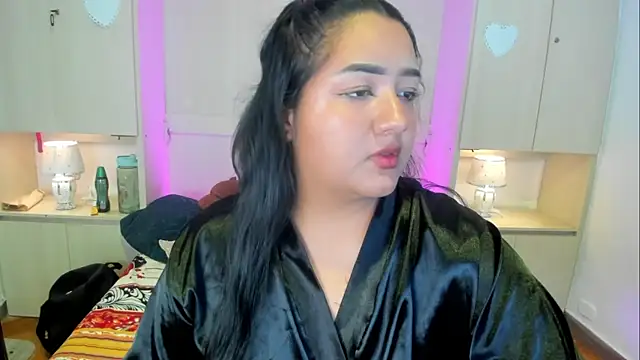 LilyWhitney online show from 09/11/25, 04:01