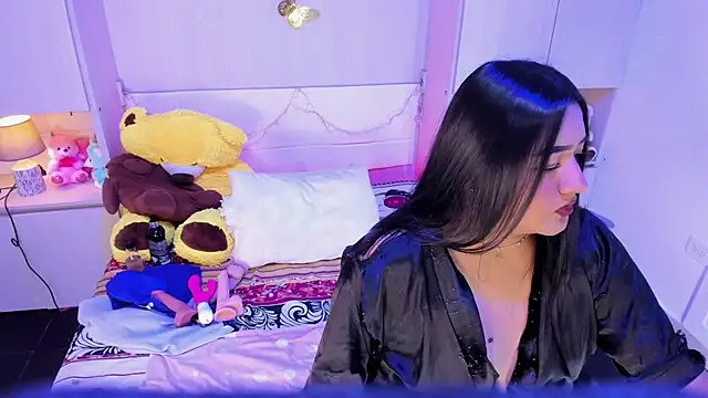 LilyWhitney online show from 03/22/26, 04:05