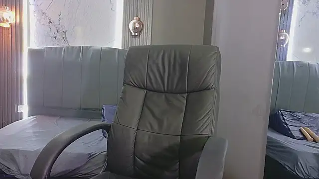 Vanessa 7  online show from 03/25/26, 11:11