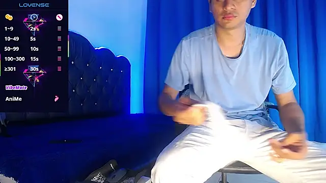 Snapshot of Charlie_Cock_ chatting on 11/29/25, 03:53 Charlie Cock online show from 11/29/25, 03:53