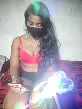 Snapshot of POOJA999 chatting on 10/06/25, 04:26 POOJA999 online show from 10/06/25, 04:26