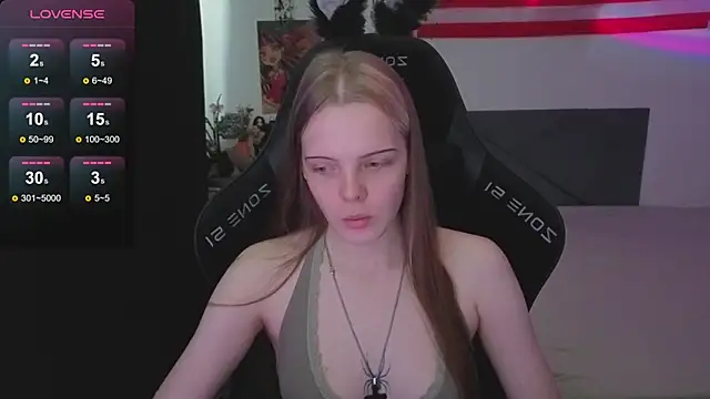 Luna Navy online show from 11/09/25, 09:07