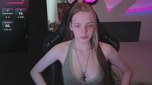 Luna Navy online show from 12/03/25, 08:12