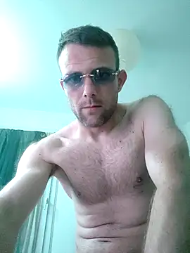 Snapshot of SexSavrem06 chatting on 11/14/25, 06:28 SexSavrem06 online show from 11/14/25, 06:28