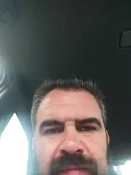 Snapshot of HairypapaK chatting on 09/27/25, 01:38 HairypapaK online show from 09/27/25, 01:38