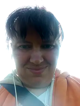 Snapshot of Romashka33011 chatting on 06/09/26, 01:23 Romashka33011 online show from 06/09/26, 01:23