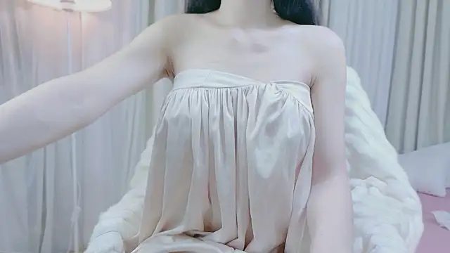 Snapshot of Vessi-babe chatting on 01/19/26, 02:54 Vessi-babe online show from 01/19/26, 02:54