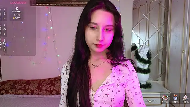 Eva Maller online show from 12/18/25, 02:45