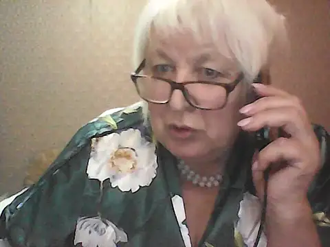 Alexia64231 online show from 09/25/25, 05:05