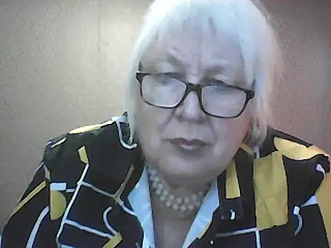 Alexia64231 online show from 10/05/25, 04:44