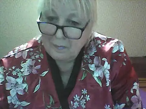 Alexia64231 online show from 10/11/25, 12:58