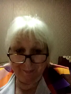 Alexia64231 online show from 11/20/25, 04:07