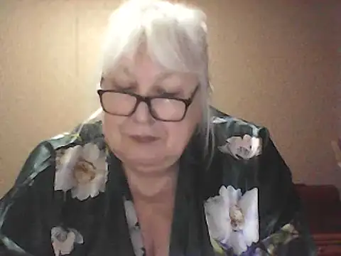 Snapshot of Alexia64231 chatting on 04/22/26, 02:58 Alexia64231 online show from 04/22/26, 02:58