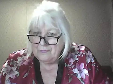 Snapshot of Alexia64231 chatting on 04/23/26, 01:02 Alexia64231 online show from 04/23/26, 01:02