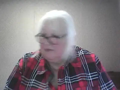 Snapshot of Alexia64231 chatting on 04/25/26, 01:41 Alexia64231 online show from 04/25/26, 01:41