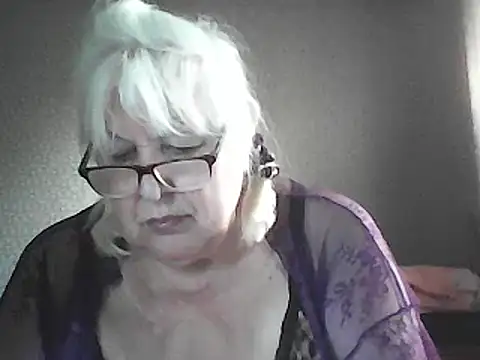 Snapshot of Alexia64231 chatting on 05/21/26, 03:13 Alexia64231 online show from 05/21/26, 03:13