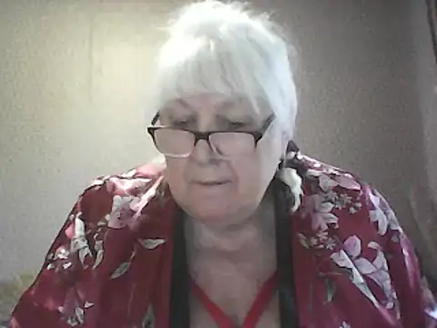 Snapshot of Alexia64231 chatting on 05/31/26, 02:24 Alexia64231 online show from 05/31/26, 02:24