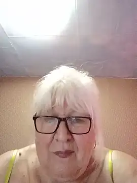 Alexia64231 online show from 07/15/26, 12:54