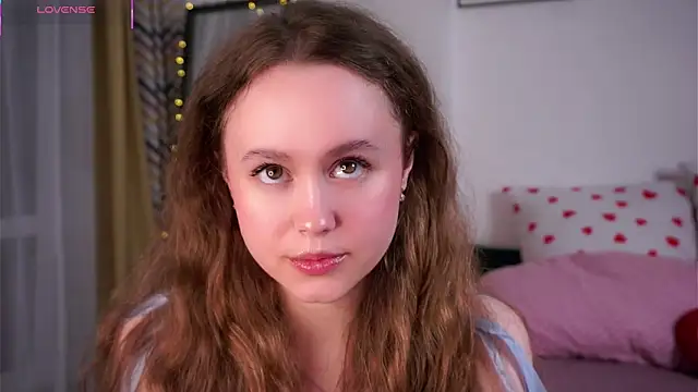 Snapshot of SusannaScholler chatting on 04/21/26, 10:45 SusannaScholler online show from 04/21/26, 10:45