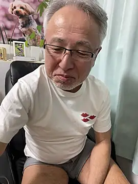 Snapshot of gholly2007 chatting on 03/20/26, 10:20 gholly2007 online show from 03/20/26, 10:20