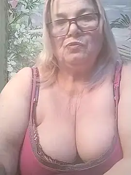 Snapshot of MargaritaSweet51 chatting on 01/10/26, 04:47 MargaritaSweet51 online show from 01/10/26, 04:47