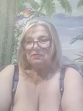 Snapshot of MargaritaSweet51 chatting on 03/28/26, 03:55 MargaritaSweet51 online show from 03/28/26, 03:55