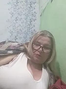 Snapshot of MargaritaSweet51 chatting on 04/13/26, 11:32 MargaritaSweet51 online show from 04/13/26, 11:32