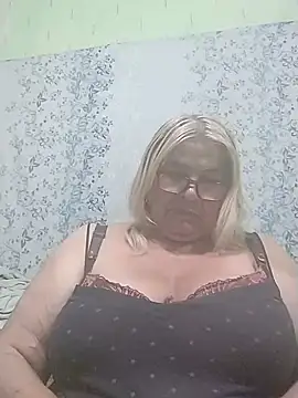 Snapshot of MargaritaSweet51 chatting on 07/04/26, 11:11 MargaritaSweet51 online show from 07/04/26, 11:11