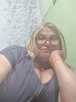Snapshot of MargaritaSweet51 chatting on 07/13/26, 10:45 MargaritaSweet51 online show from 07/13/26, 10:45