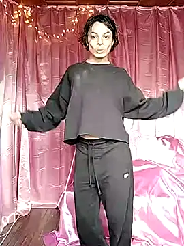 oxxy jean online show from 10/16/25, 08:32