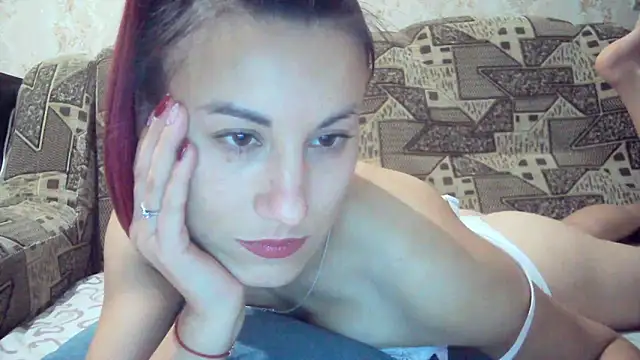 kiss lovely  online show from 10/07/25, 08:39